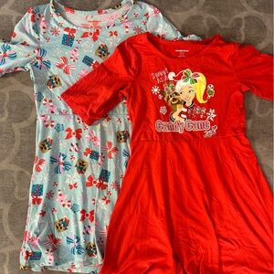 Nickelodeon’s Jojo Siwa Christmas/Holiday dresses featuring Bow-bow